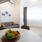 Porta Venezia Luxury - *